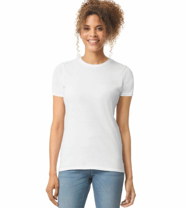 GI6400L - Camiseta SoftStyle mujer